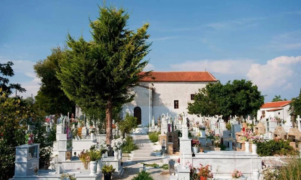 ΕΛ.ΑΣ.: Συνελήφθη 40χρονος που δρούσε σε νεκροταφεία